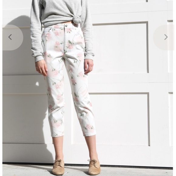 Escada Floral Rose Print Pants